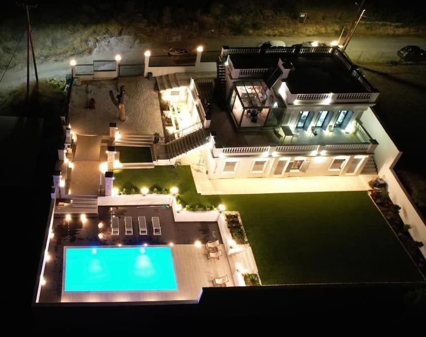 The White House Beach Villa Rafína Eksteriør bilde
